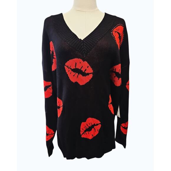 Madden NYC V Neck Relaxed Fit Sweater Womens Long Sleeve Black Red Kiss Sz L - Picture 1 of 5